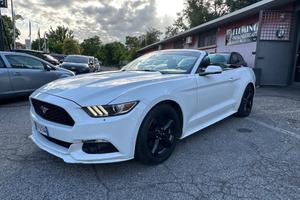 Ford Mustang Convertible 2.3 EcoBoost aut Gear Box