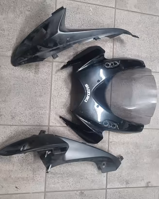 Carene gsxr k7 750
