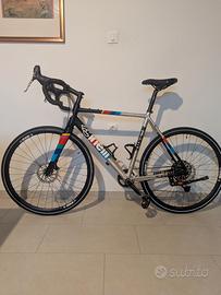 Bici gravel Cinelli Zydeco