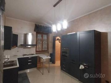 Quadrilocale in Via Sempione, 130 Torino