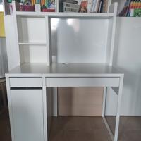 scrivania bianca ikea
