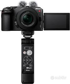 Nikon Z30 Vlogger Kit + Lexar SD 64GB