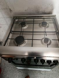 cucina a gas indesit con forno