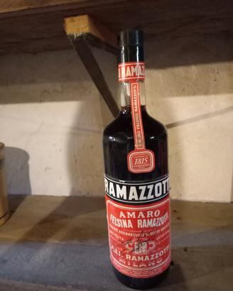 Amaro Ramazzotti l.1,5 da collezione.