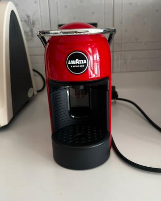 Macchina del caffe lavazza a modo mio