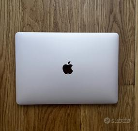 MacBook Air 13” 2019 i5 8GB SSD stato batteria ✅
