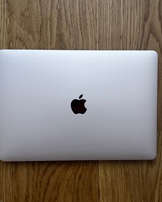 MacBook Air 13” 2019 i5 8GB SSD stato batteria ✅