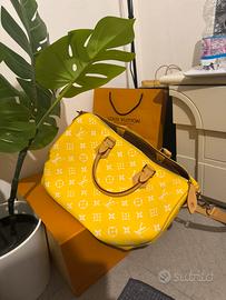 The yellow Bag