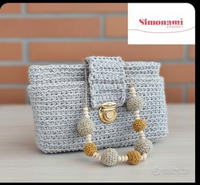 borsetta in cordino lurex all'uncinetto 