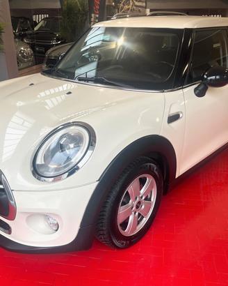 MINI COOPER ONE 1.2 5 PORTE 102CV OK NEOPATENTATI