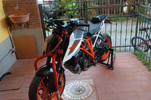 Ktm super duke r
