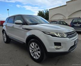 LAND ROVER RR Evoque 2.2 Sd4 5p. Pure