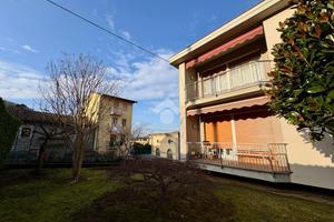 4 LOCALI A PRADALUNGA