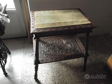 TAVOLINO PORTARIVISTE PRIMI '900.