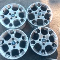 4 cerchi in lega Ford Fiesta anno 2010 R15