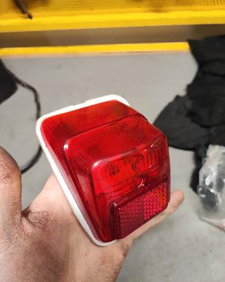 Fanale Posteriore Vespa 50