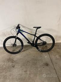 MTB LIV X GIANT 2022