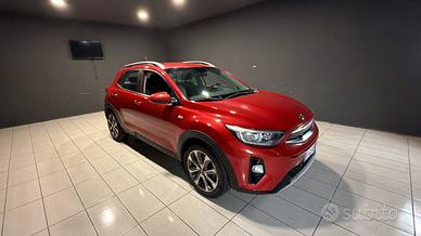 KIA STONIC DEL 2019 1000 BENZINA 120 CV