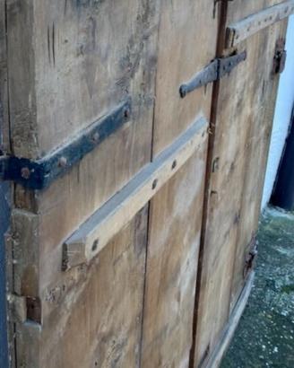 4 ante in legno antico con ferramenta originale