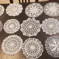 30 centrini all'uncinetto 