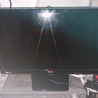 TV LG 22 pollici con telecomando 