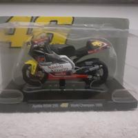 Modellino APRILIA RSW 250 Valentino Rossi 1999