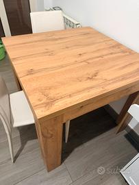 Tavolo cucina/soggiorno