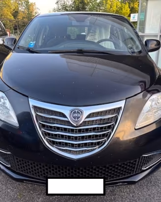 LANCIA Ypsilon 1.2 69 CV 5 porte Gold