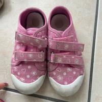 Scarpe bimba Chicco.