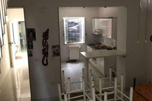 Casa indipendente di 80 m² con 3 locali e box auto