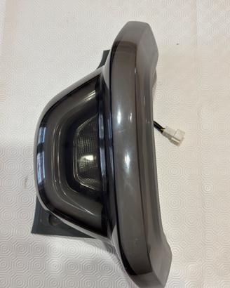 Xev Yoyo Faro posteriore dx integralmente perfetto