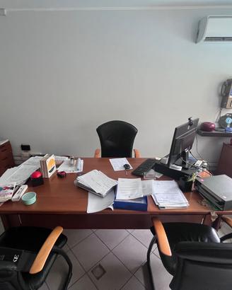 Mobili da ufficio pesidenziale e amministrativi
