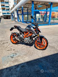 KTM Duke 390 2023
