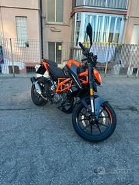 KTM Duke 390