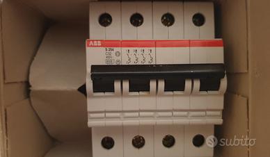 Magnetotermico Quadripolare ABB 