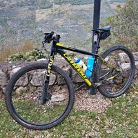 mtb Cannondale fsi in carbonio taglia M