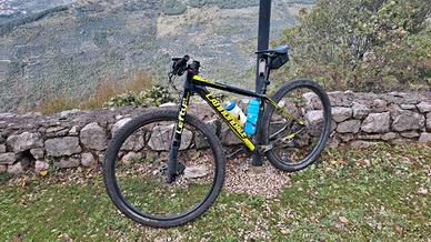 mtb Cannondale fsi in carbonio taglia M