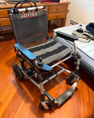 Carrozzina elettrica per disabili JOYTEC Ultraligh