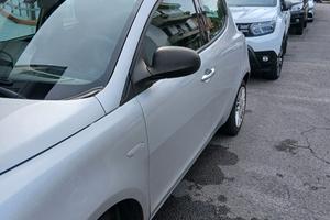 Lancia ypsilon multiget
