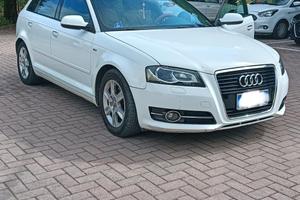 Audi A3 Sportback 1.6 TDI 90 CV Ambition S-Line
