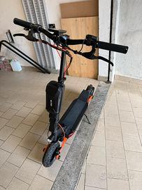 Monopattino elettrico 600W