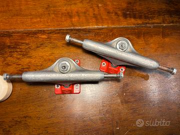Trucks Independent 144