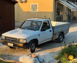 Toyota Hilux 2.4 D Pick-up