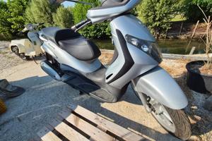 Piaggio Beverly 250  motore ROTTO