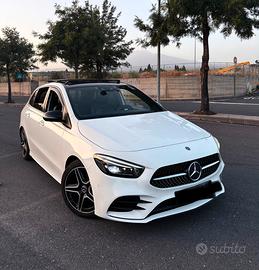 MERCEDES BENZ CLASSE B200 AMG