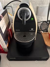 Macchina caffè Nespresso Krups beige+ portacapsule