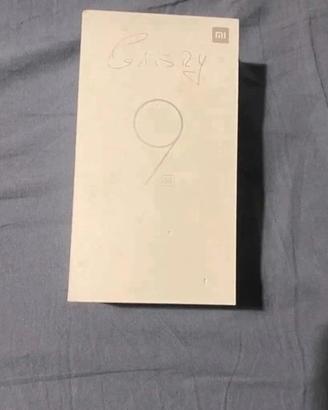Telefono MI 9 SE