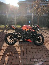 Triumph Street Triple R A2