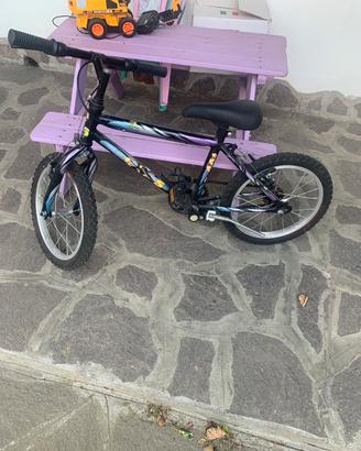 Bicicletta per bimbo di circa 4 anni
