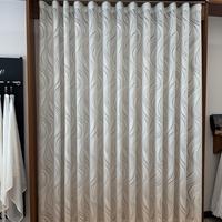 Tenda confenzionata effetto onda